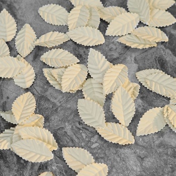 Konstgjorda blomblad gula