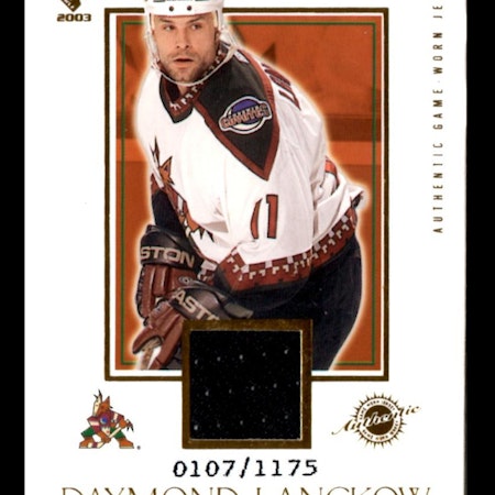2002-03 Private Stock Reserve #137 Daymond Langkow (40-C2-COYOTES)