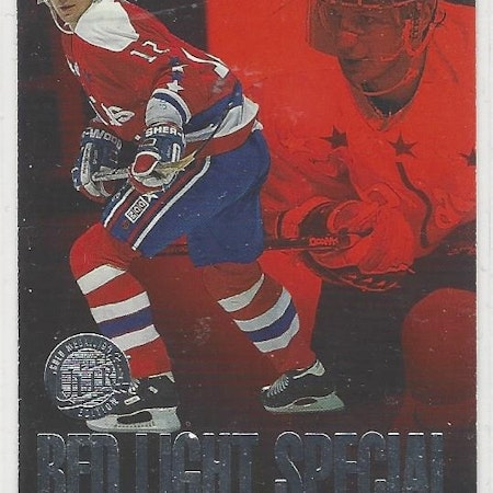 1995-96 Ultra Red Light Specials Gold Medallion #1 Peter Bondra (50-X4-CAPITALS)