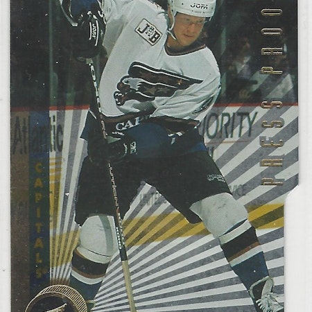 1997-98 Donruss Press Proofs Gold #150 Phil Housley (20-187x8-CAPITALS)