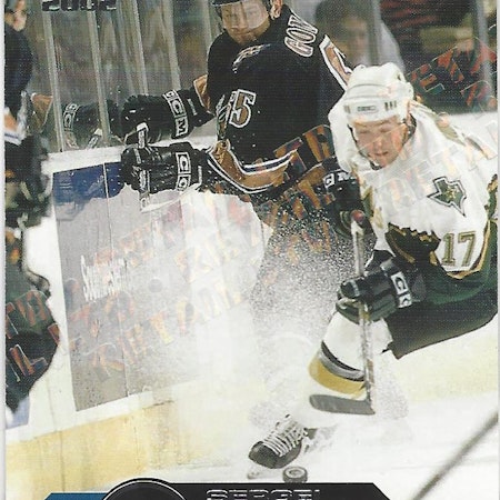 2001-02 Pacific Retail LTD #392 Sergei Gonchar (20-X5-CAPITALS)