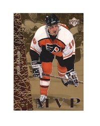 1996-97 Collector's Choice MVP Gold #UD8 John LeClair (15-X191-FLYERS)