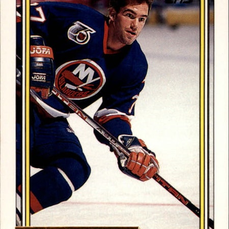 1992-93 Topps Gold #289 Pierre Turgeon (12-X297-ISLANDERS)