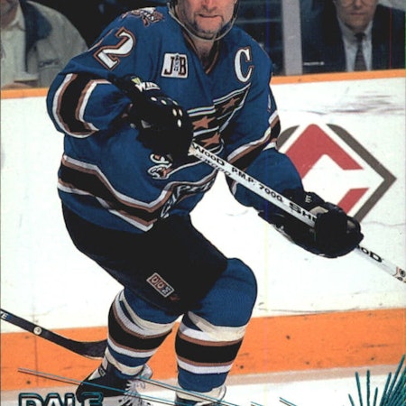 1997-98 Pacific Emerald Green #129 Dale Hunter (10-X23-CAPITALS)