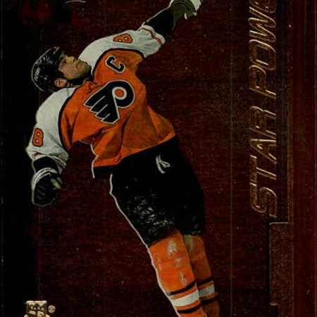 1999-00 Upper Deck Gold Reserve #137 Eric Lindros SP (10-X150-FLYERS)