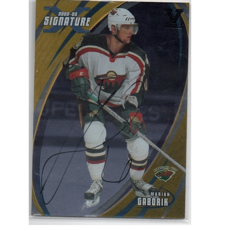 2002-03 BAP Signature Series Autographs Gold #13 Marian Gaborik (150-X145-NHLWILD)