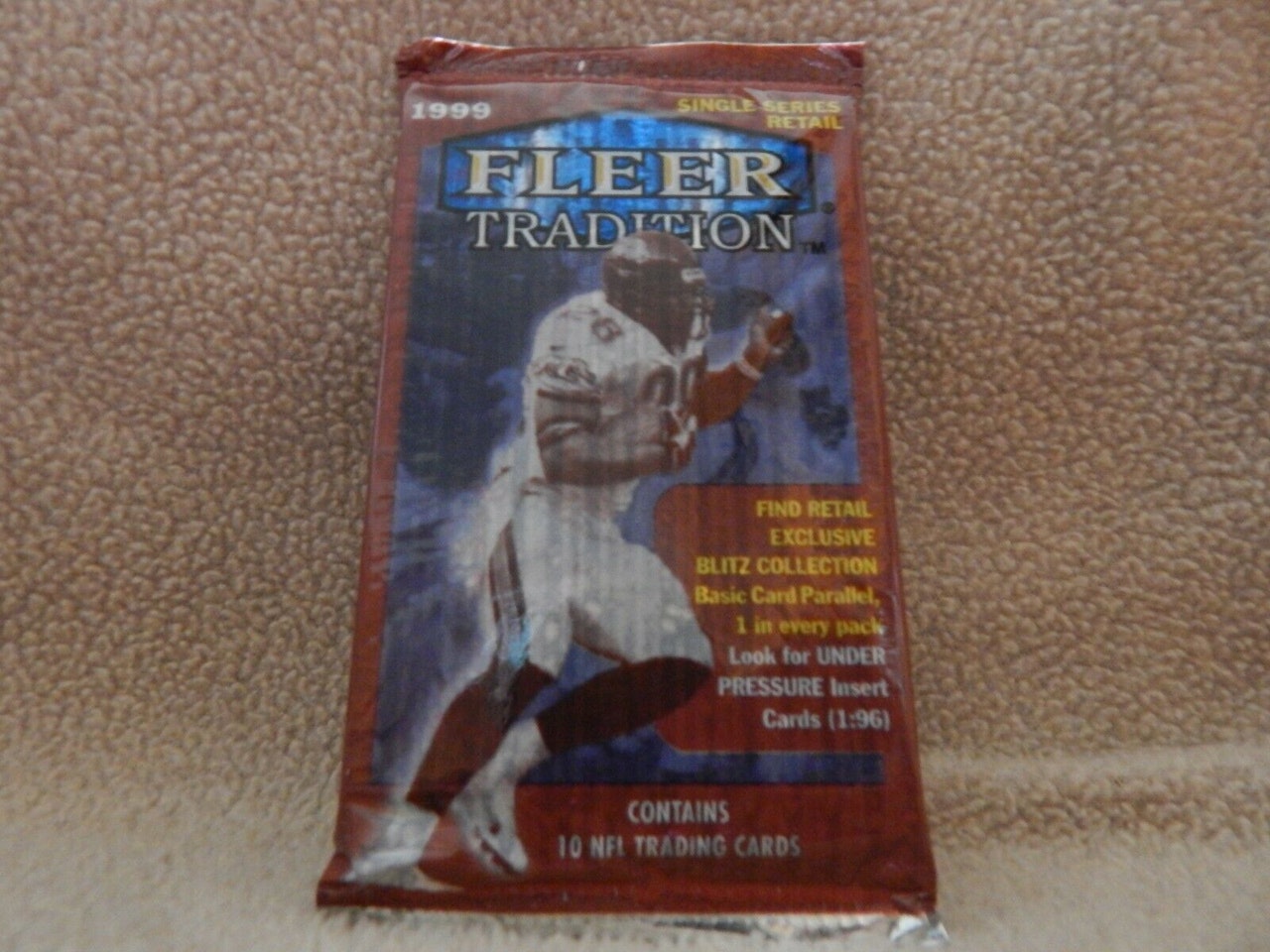 1999 Fleer Tradition (Retail Pack)