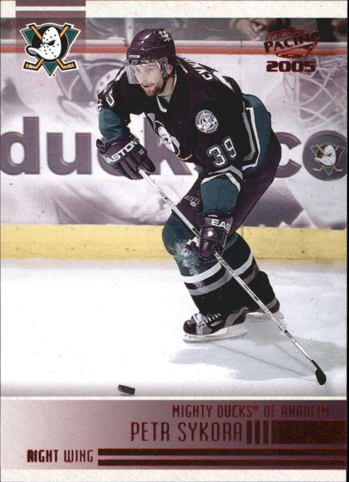 2004-05 Pacific Red #9 Petr Sykora (10-X311-DUCKS)