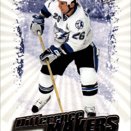 2008-09 Ultra Difference Makers #DM10 Martin St. Louis (10-X61-LIGHTNING)