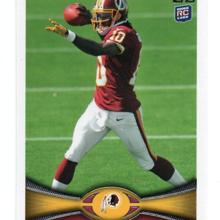 2012 Topps #340A Robert Griffin III RC (passing pose) (15-X295-NFLREDSKINS)