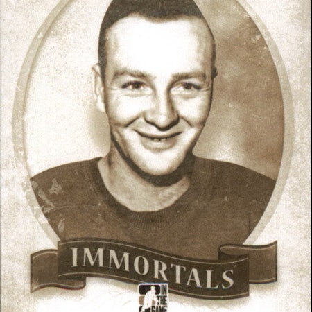 2013-14 Between the Pipes Immortals #16 Norm Smith (10-X2-RED WINGS)