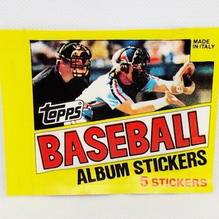 Topps 1982 Baseball Album Stickers Trading Card Pack