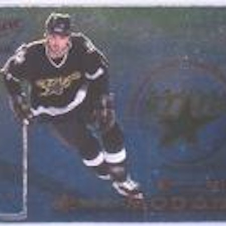 1999-00 Pacific Home and Away #16 Mike Modano (20-X334-NHLSTARS)