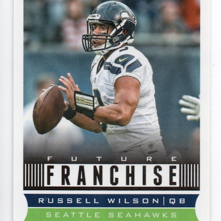 2013 Score #327 Russell Wilson FF (10-X341-NFLSEAHAWKS)