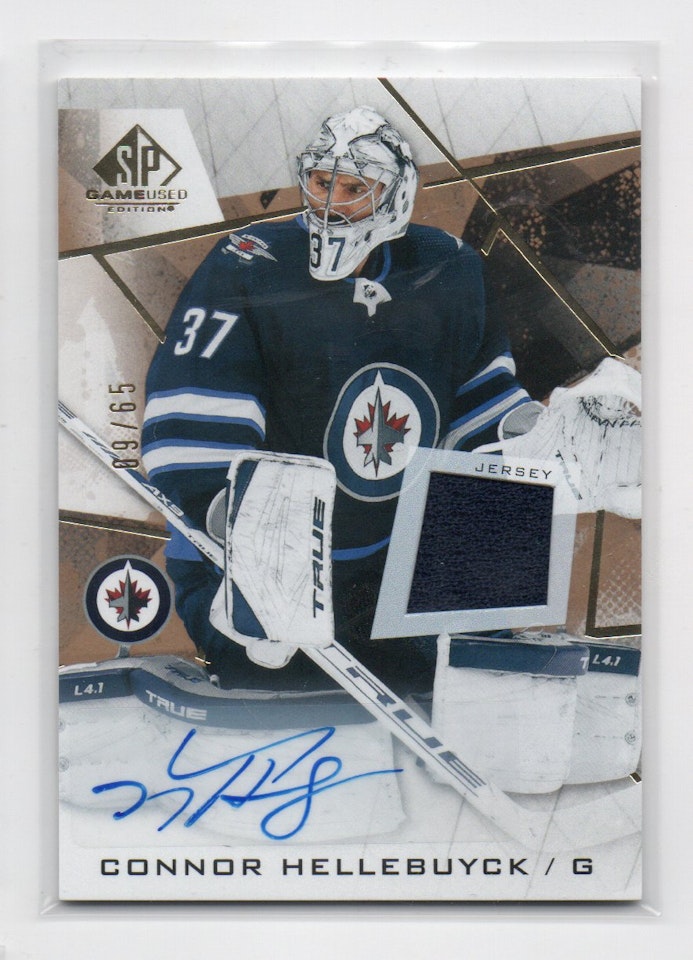 2021-22 SP Game Used Gold Jersey Autographs #40 Connor Hellebuyck (300-15x1-NHLJETS)