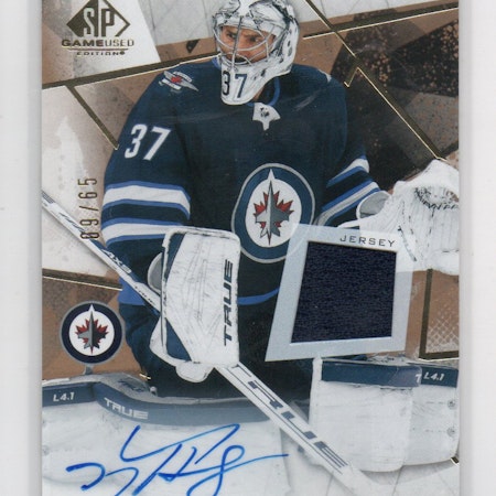 2021-22 SP Game Used Gold Jersey Autographs #40 Connor Hellebuyck (300-15x1-NHLJETS)