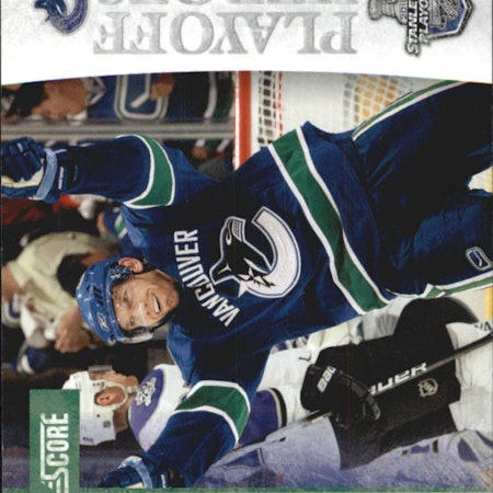 2010-11 Score Playoff Heroes #13 Mikael Samuelsson (10-102x9-CANUCKS)