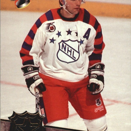 1992-93 Ultra All-Stars #2 Ray Bourque (10-A8-BRUINS)