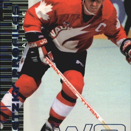 1999-00 Upper Deck Gretzky Profiles #GP5 Wayne Gretzky (30-448x5-CANADA)