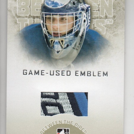2008-09 Between The Pipes Emblems #GUE14 Braden Holtby (300-C12-CAPITALS)