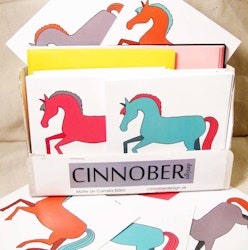 Kort hästar i färg med kuvert