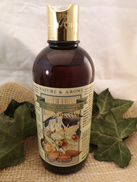 Apothecary Bath & Shower Gel Vanilla & Almond