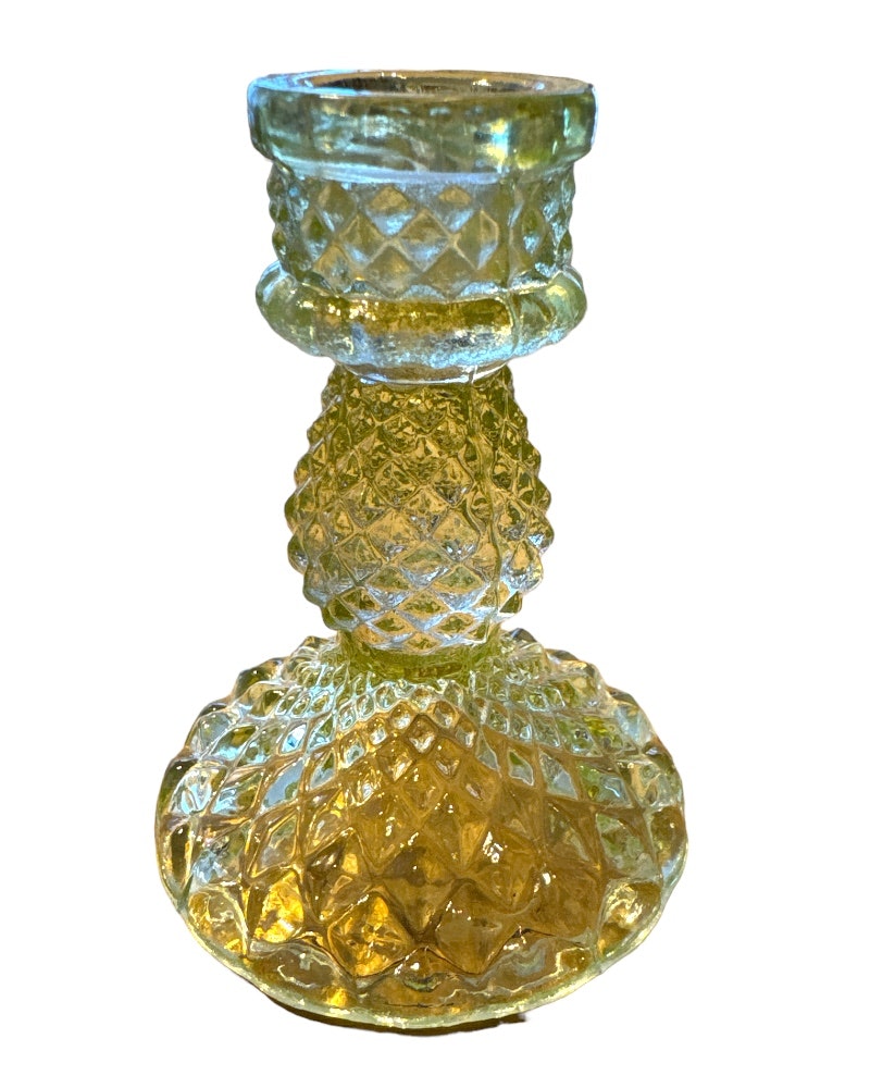 Ljusstake, pressat glas, gulgrön