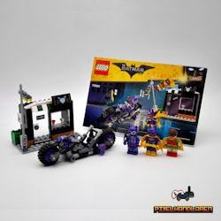Catwoman Catcycle Chase (70902) - LEGO The Batman Movie