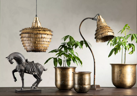 Bordslampa Vilda Antik Mässing