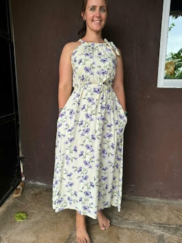 Cream floral Zuhura