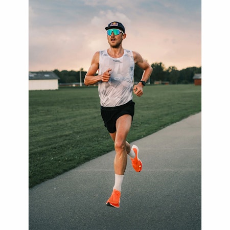 Fusion Run Singlet - White / Grey - Unisex