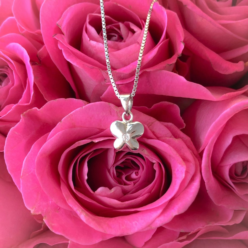 Dopsmycke flicka - Silverhalsband Fjäril