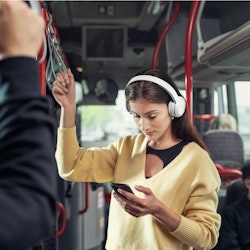 Philips TAH4205WT/00 On-ear Bluetooth Hörlurar Vit