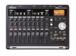 Tascam DP-03SD 8-track digital Portastudio användande av SD