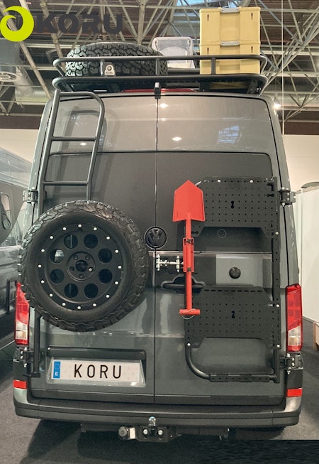 Takräcke/lastkorg i tubformad aluminium (Koru Solutions)