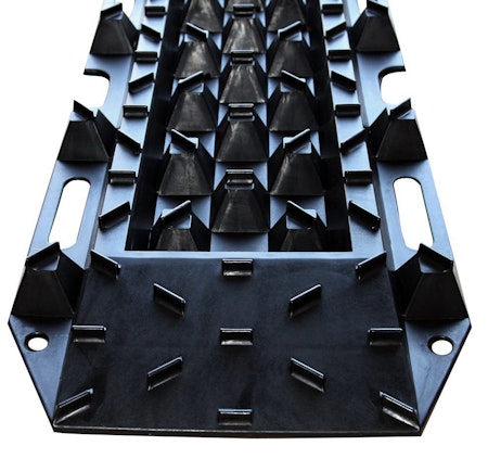 Sandstegar / Traction boards Svart