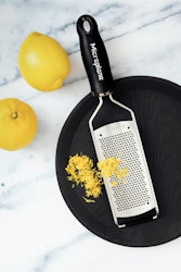Microplane Gourmet Fint riv järn, Svart Softgrip