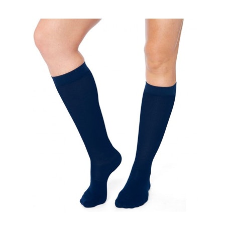 Blaue Kompressionsstrümpfe