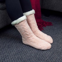 Gefütterte Socken mit Anti-Rutsch-Schutz (Rosa)