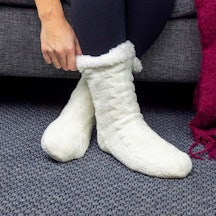 Gefütterte Socken mit Anti-Rutsch-Schutz (Weiß)