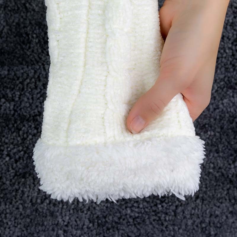 Gefütterte Socken mit Anti-Rutsch-Schutz (Weiß)