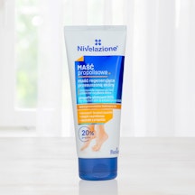 Peeling-Fußcreme für rissige Fersen