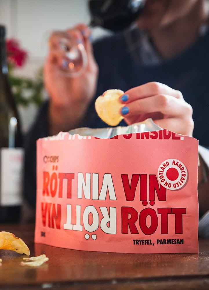 Krispiga chips till rött vin, med smak av tryffel och parmesan