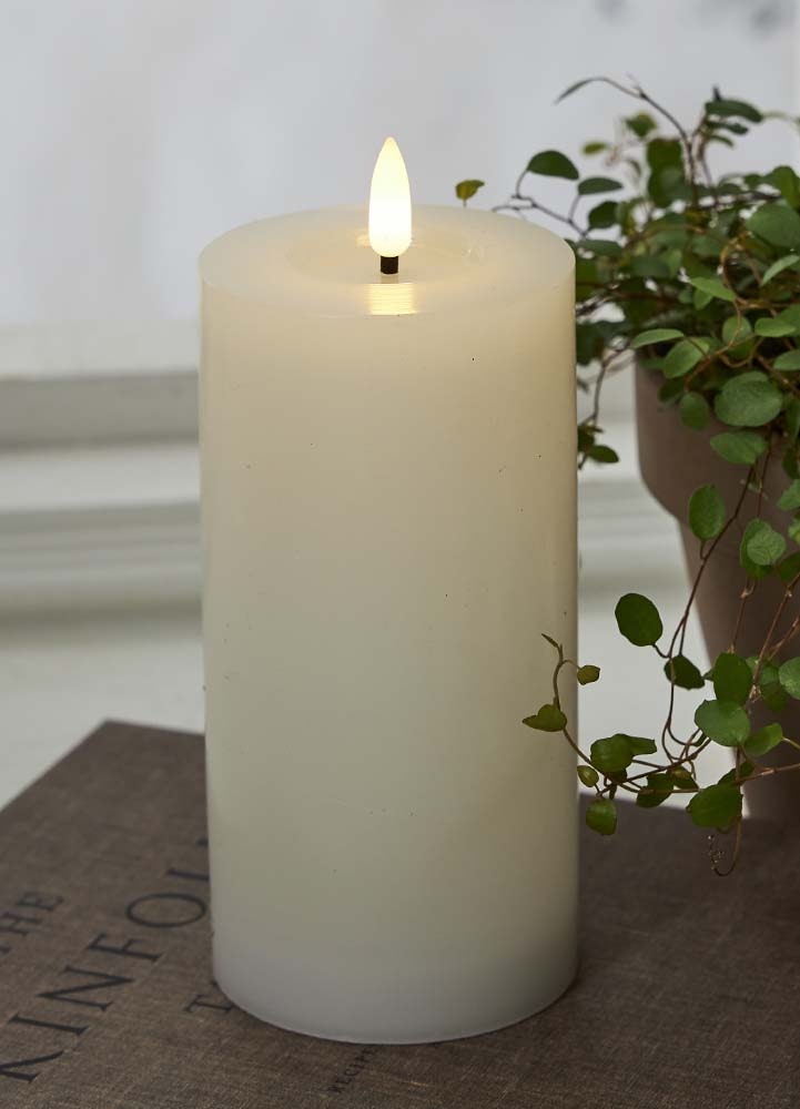 Blockljus LED höjd 17,5 cm med naturtrogen låga