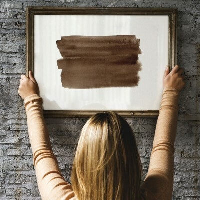 Color brown