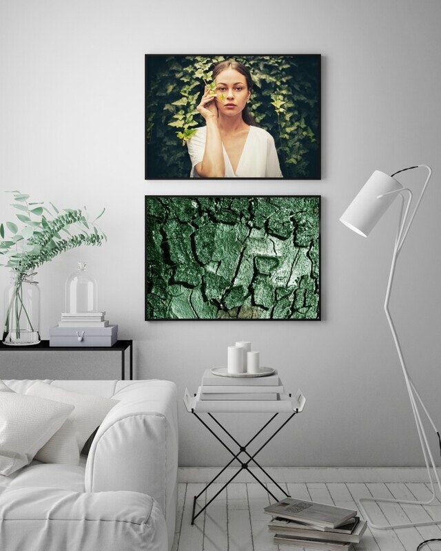 Holding green