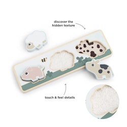 Sensory puzzle Tiny farm