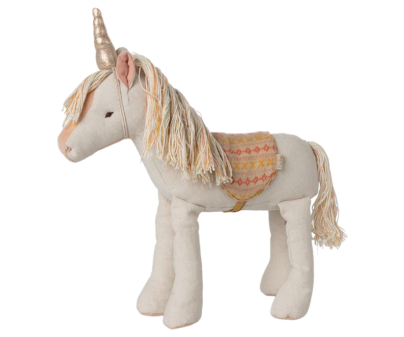Unicorn, medium