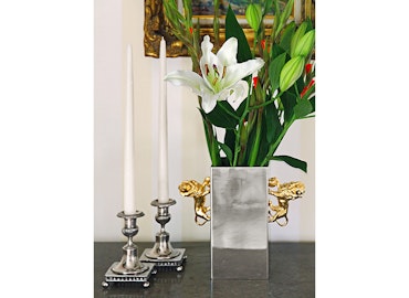 ROYAL, larger pewter vase with lion handle, from Munka Tenn