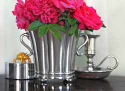 SIGNE, classic, smaller pewter vase for flowers, in pewter from Munka Tenn